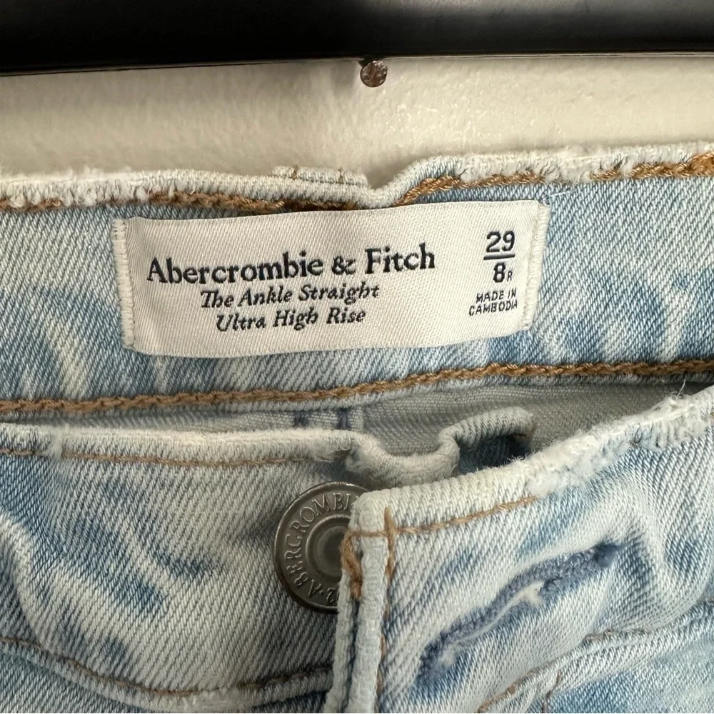 Abercrombie & Fitch Light Blue Boyfriend Jeans